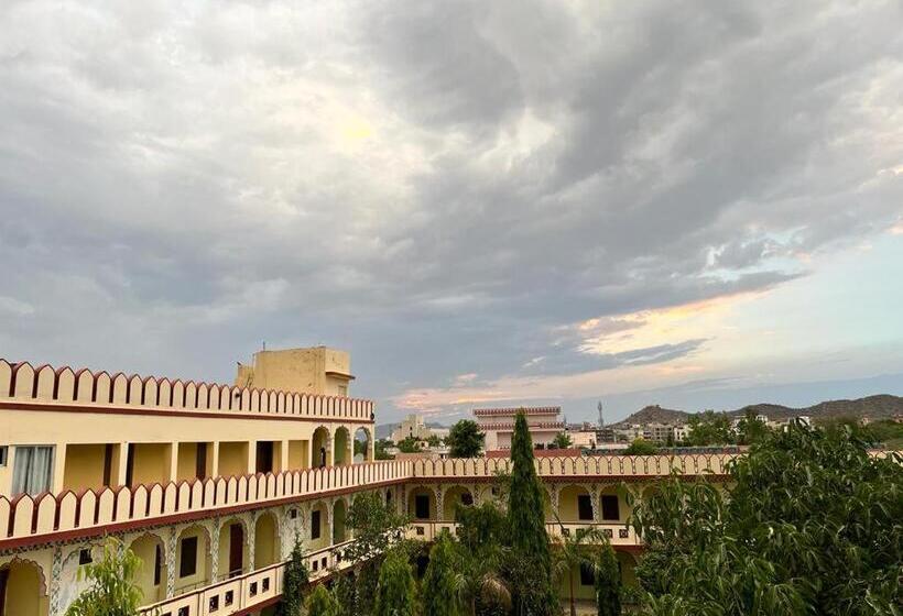 Отель Pushkar Heritage