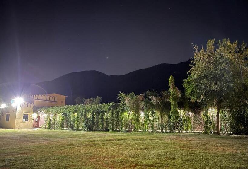 Отель Pushkar Heritage