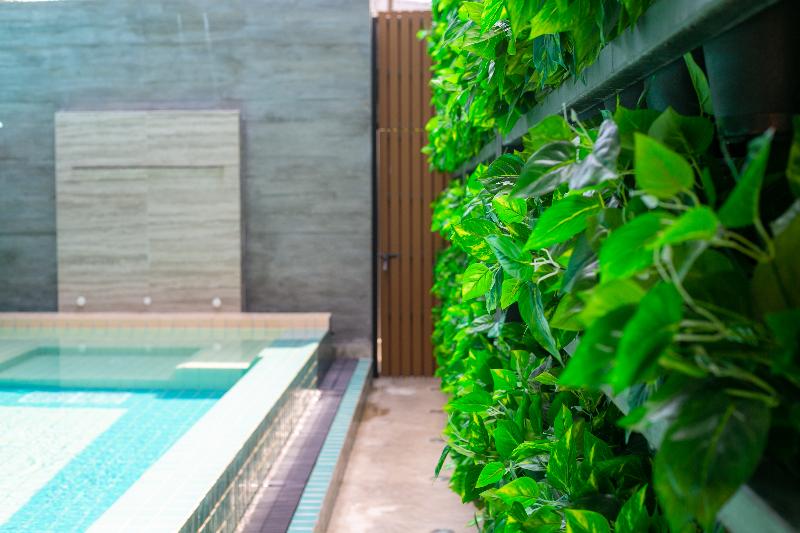 호텔 Recenta Style Phuket Town