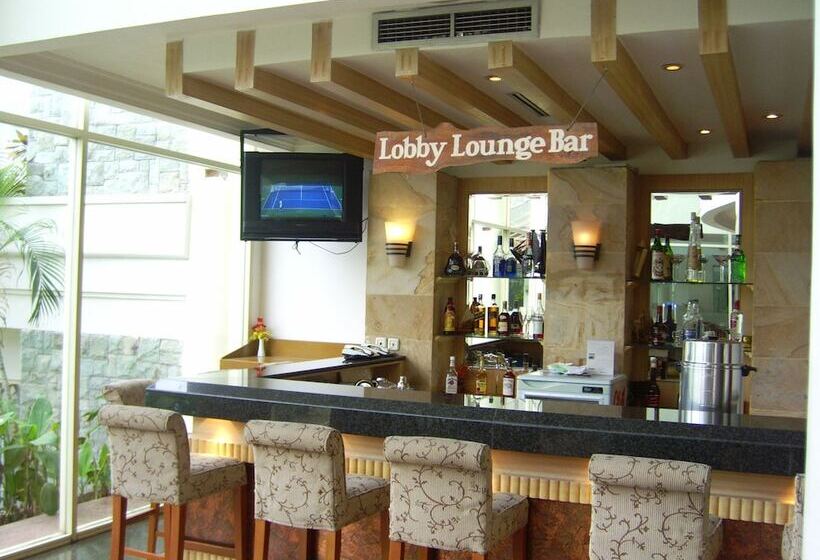 酒店 Resor Tuban Tropis