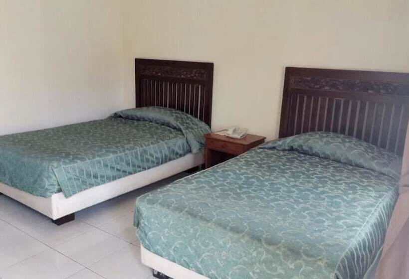 호텔 Resort Prima Sangkanhurip