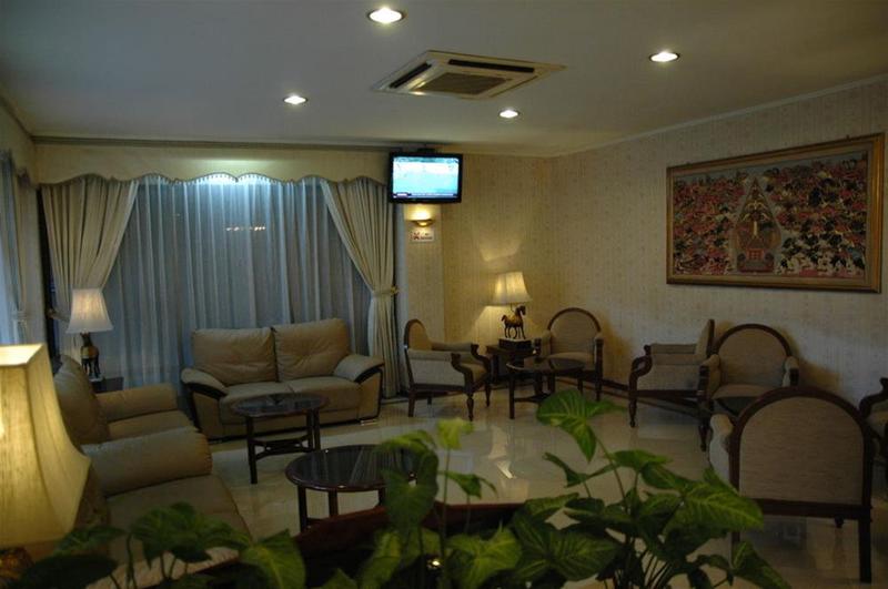 ホテル Riyadi Palace