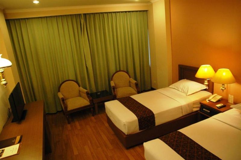 ホテル Riyadi Palace