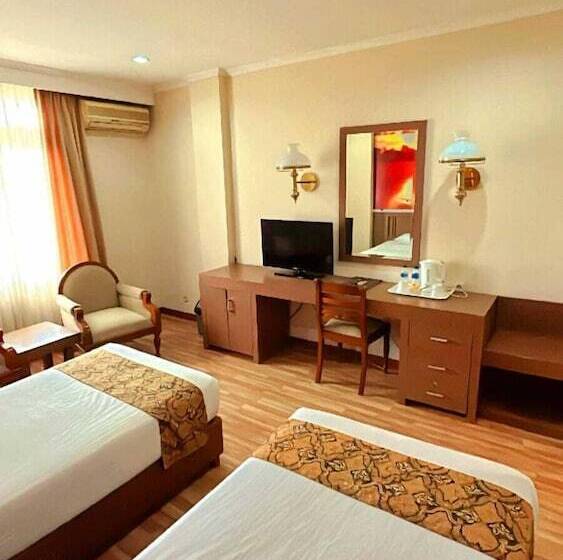 ホテル Riyadi Palace