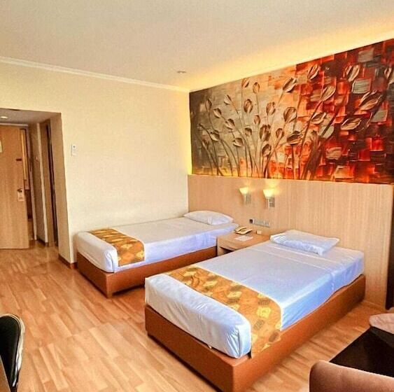 ホテル Riyadi Palace