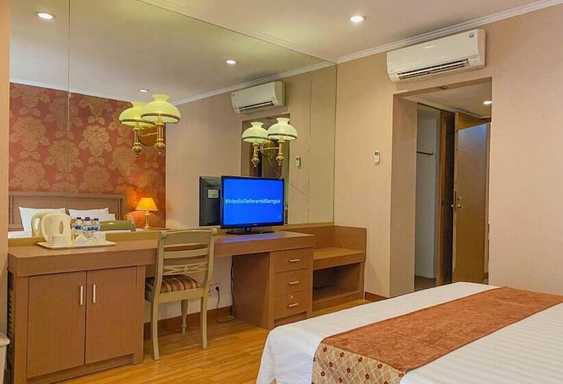 ホテル Riyadi Palace