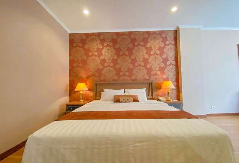 ホテル Riyadi Palace