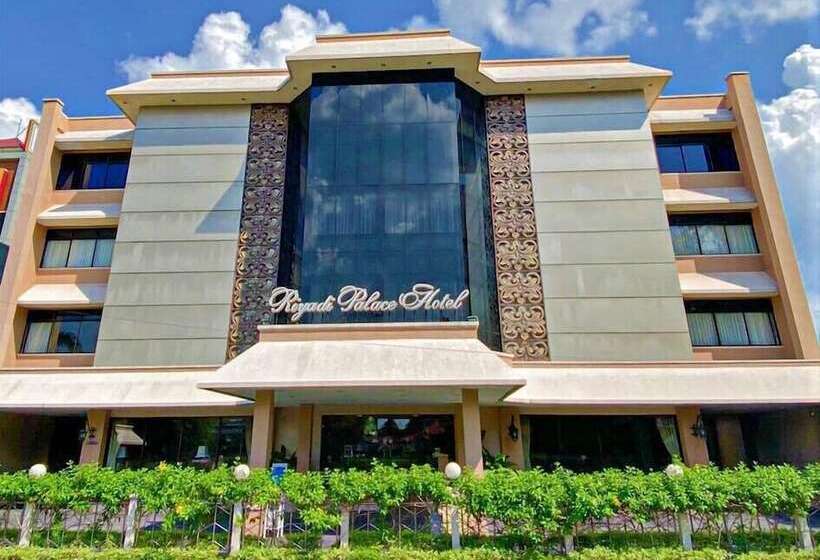 ホテル Riyadi Palace