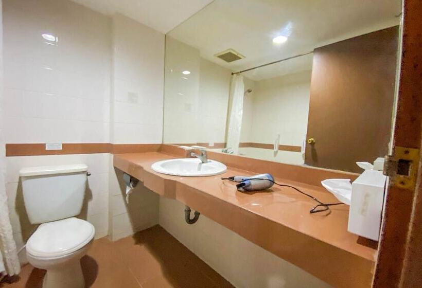 ホテル Riyadi Palace