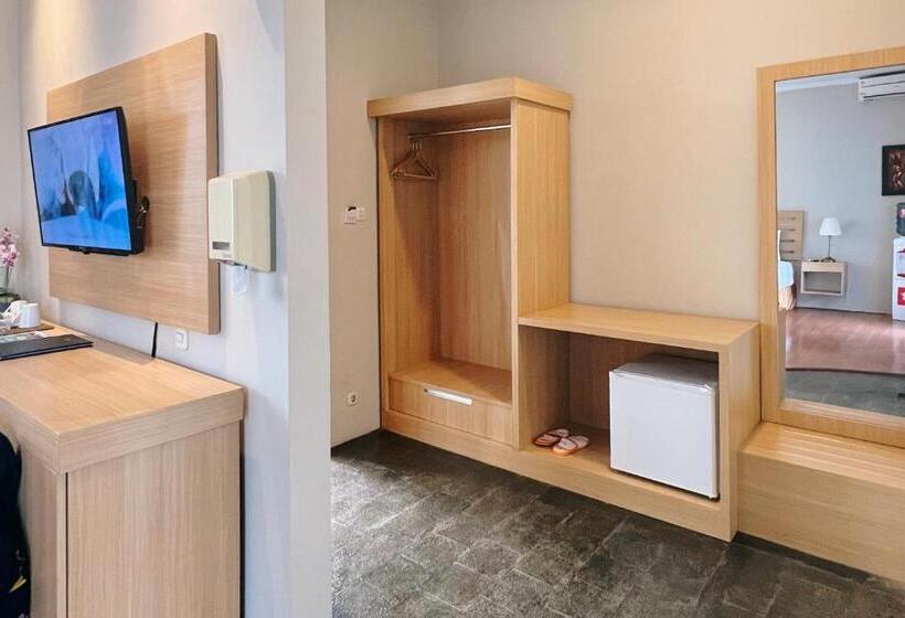 Sabda Alam Hotel & Resort