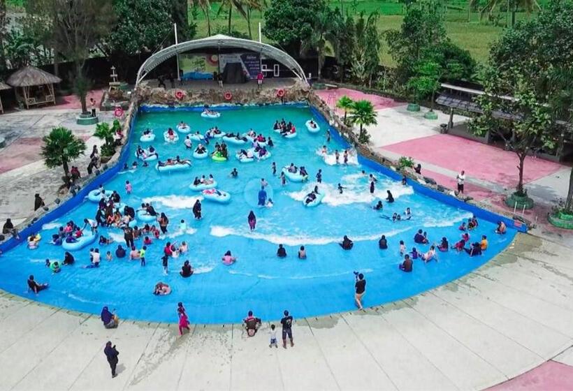 Sabda Alam Hotel & Resort