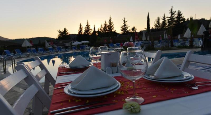 בית מלון כפרי Sahra Su Holiday Village & Spa