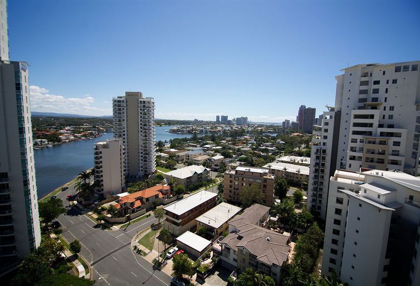 هتل Surfers Mayfair Apartments