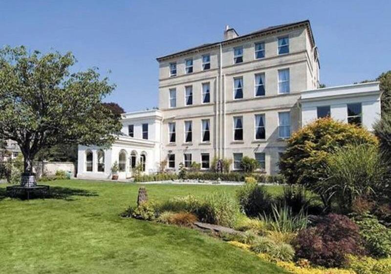 ホテル The Ayrlington Guesthouse