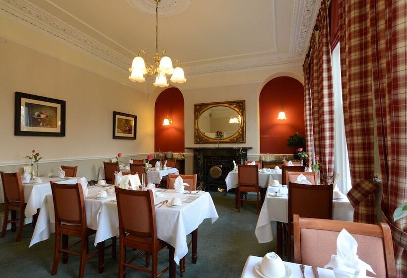 ホテル The Ayrlington Guesthouse