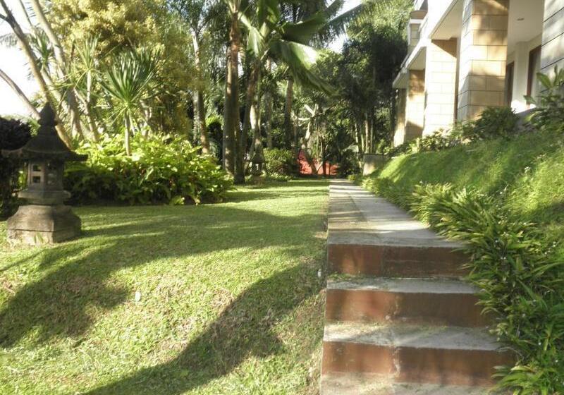 The Oxalis Regency Hotel Magelang