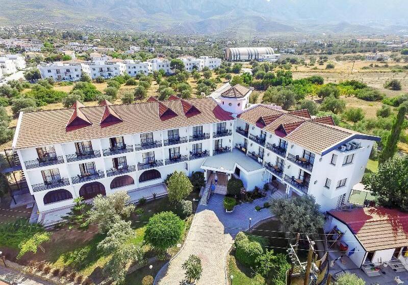 فندق The Ship Inn