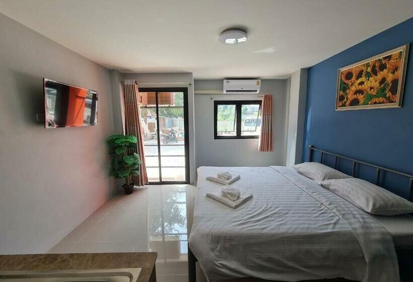 ไดโนเสาร์ อพาร์ทเม้นท์ หัวหิน