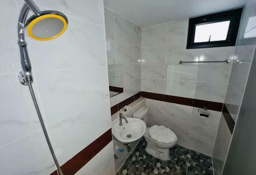 ไดโนเสาร์ อพาร์ทเม้นท์ หัวหิน