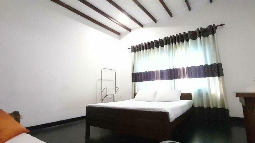 住宿加早餐  Isuru Holiday Inn