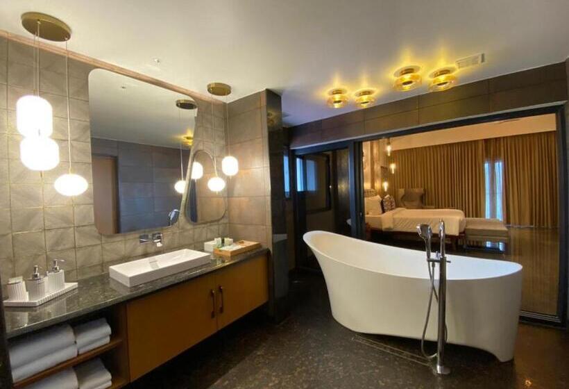Gamyam Beach Resort