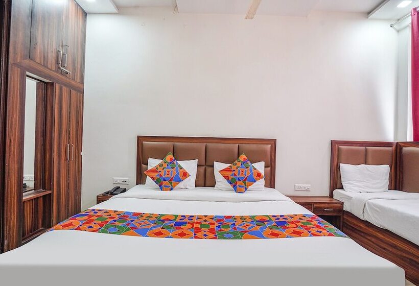 Fabhotel Golden Grand