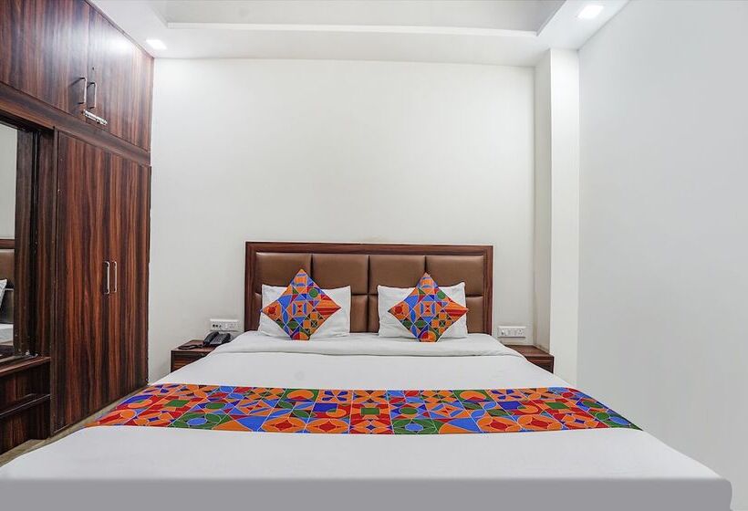 Fabhotel Golden Grand