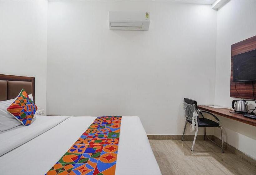 Fabhotel Golden Grand