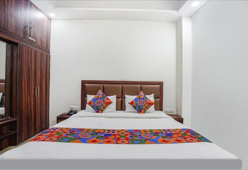 Fabhotel Golden Grand