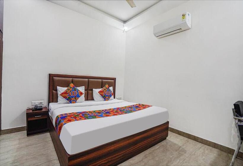 Fabhotel Golden Grand