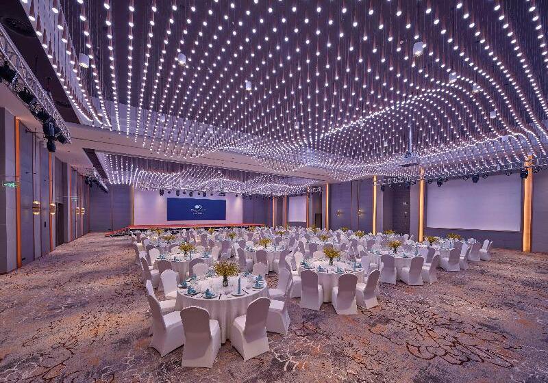 Otel Doubletree By Hilton Anshan
