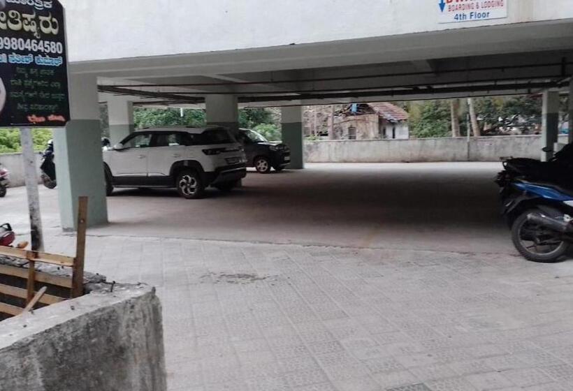 בית מלון כפרי Dwarka Lodging & Boarding