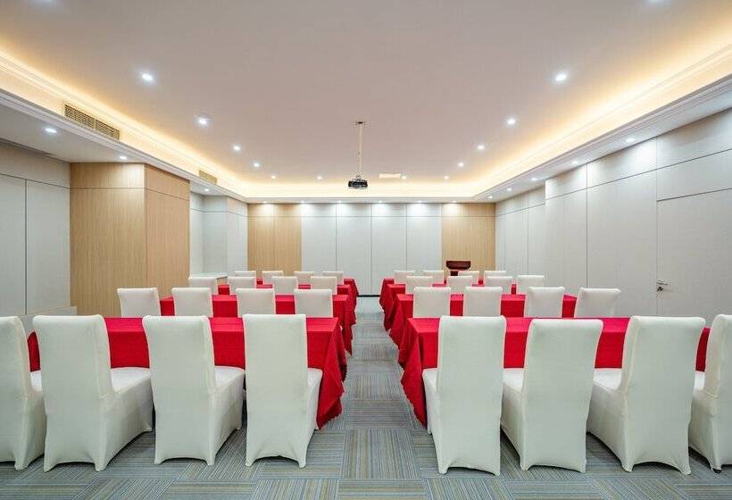 Holiday Inn Express Chengdu Tianfu Square, An Ihg Hotel   Chunxi Road And Taikoo Li
