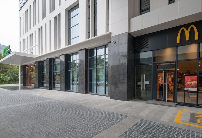 Отель Holiday Inn Express Shunde Daliang, An Ihg