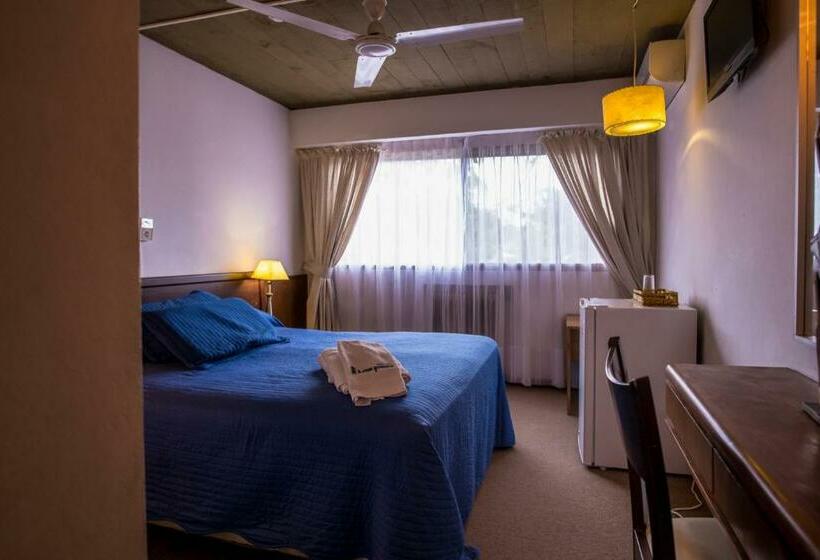 فندق Los Pinos Punta