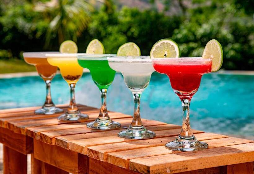 ホテル Nativa Refugio Escondido