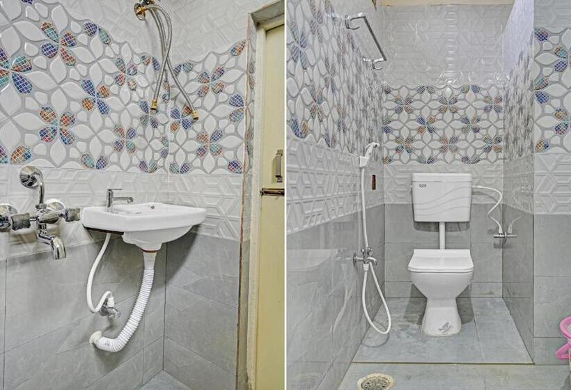 בית מלון כפרי O Raj Inn