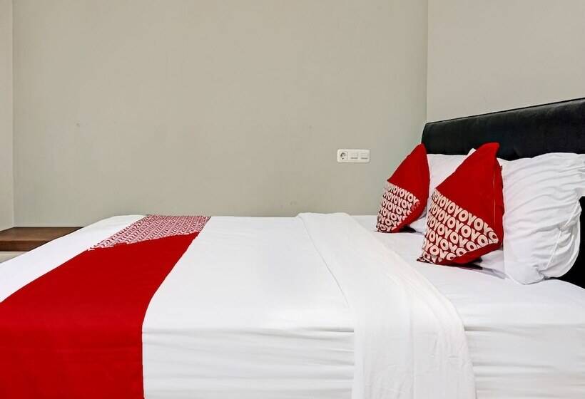 فندق Oyo 91812 Nh Kost Syariah