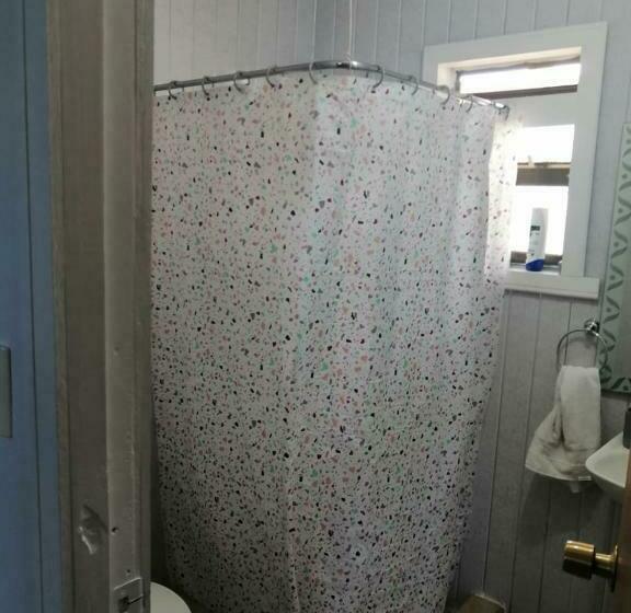 بنسيون Alojamiento Freire   Caviahue