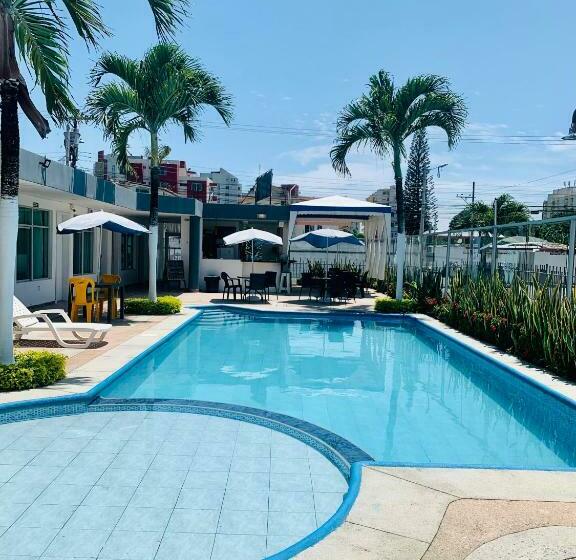 Пансион Oceanside Suites