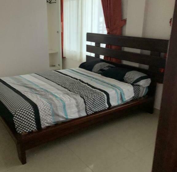 Пансион Oceanside Suites