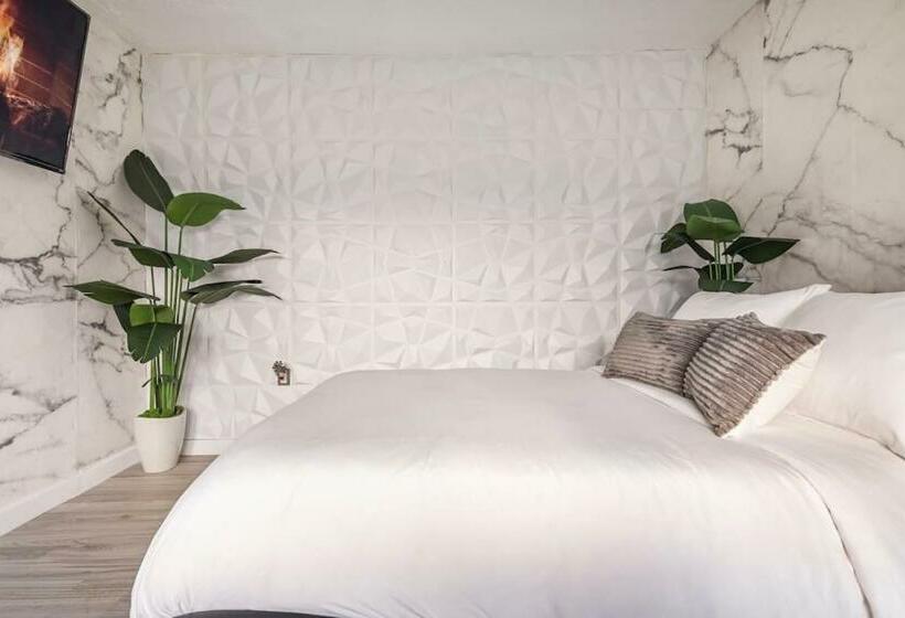 ペンション Cozy Miami Modern Paradise Near Hardrock Stadium!