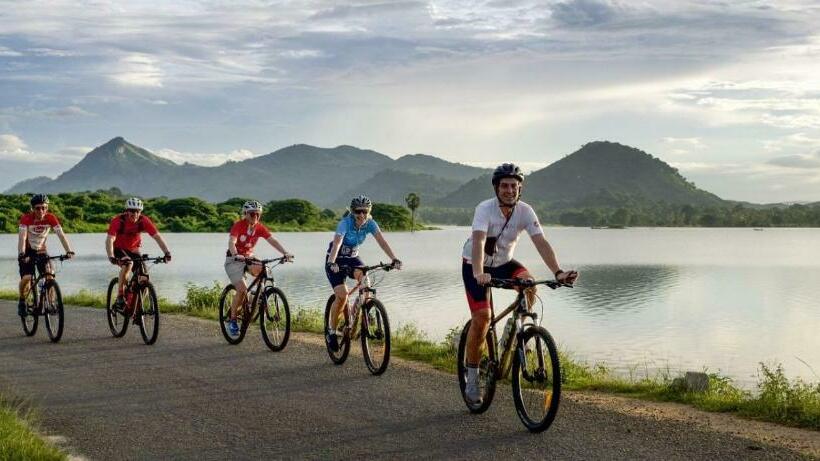 פנסיון Mahaweli Holiday Resort Udawalwa