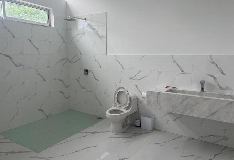 פנסיון Mansion Aura Del Mar