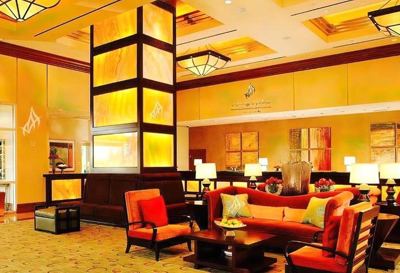 Stunning Balcony Strip View Mgm Signature  Free Valet