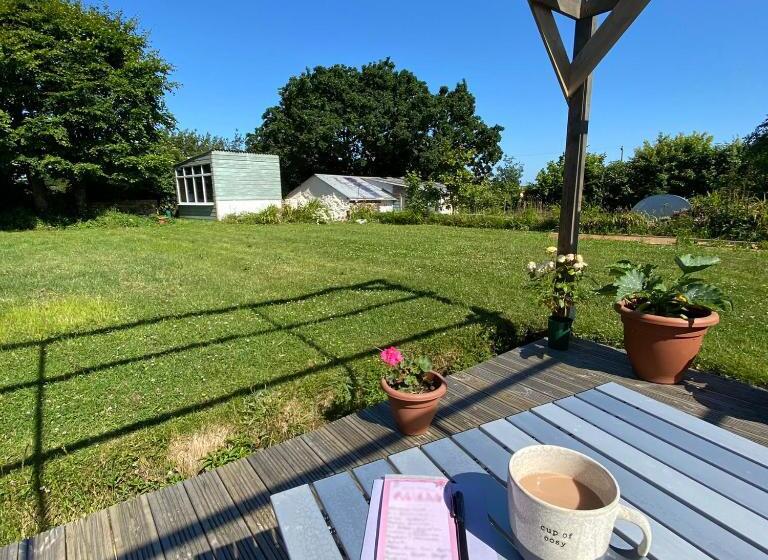 Agapanthus Bed & Breakfast   Fraddam