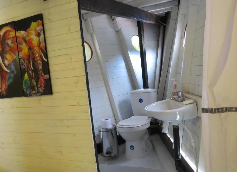 Bed and Breakfast Balneario Hostal El Pacha