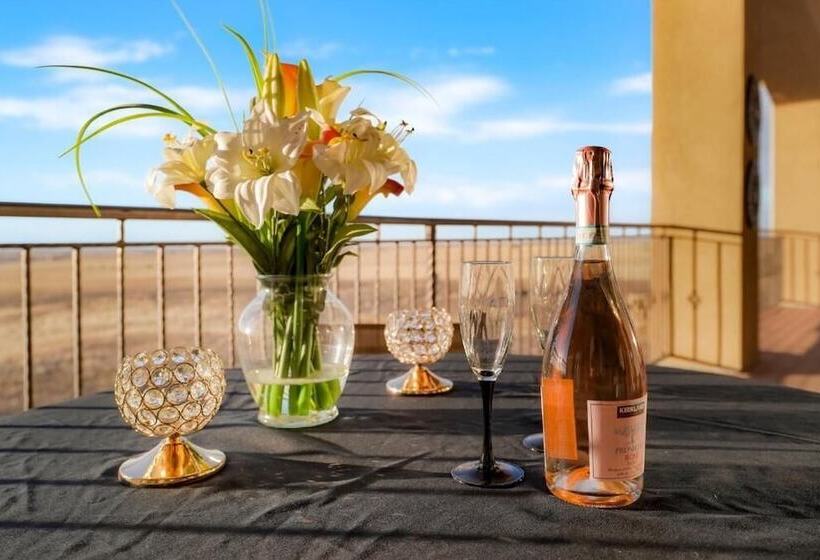 مبيت وإفطار Summit Villa Bnb