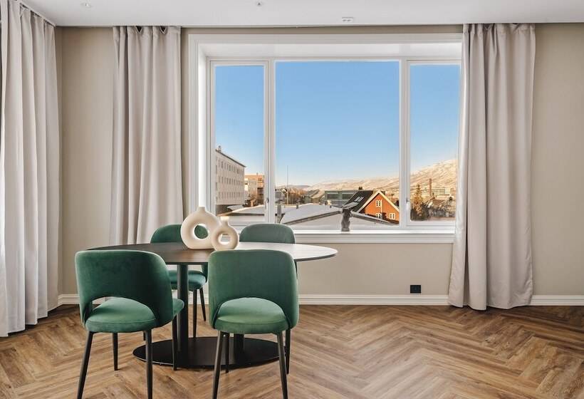 Enter St Elisabeth Suites & Spa