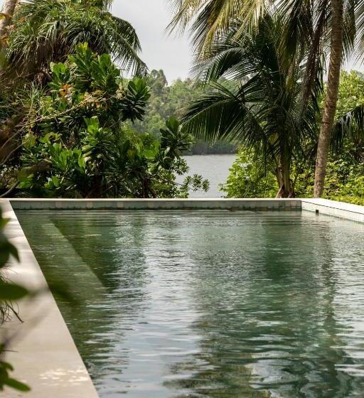 בית מלון כפרי Kurulu Bay